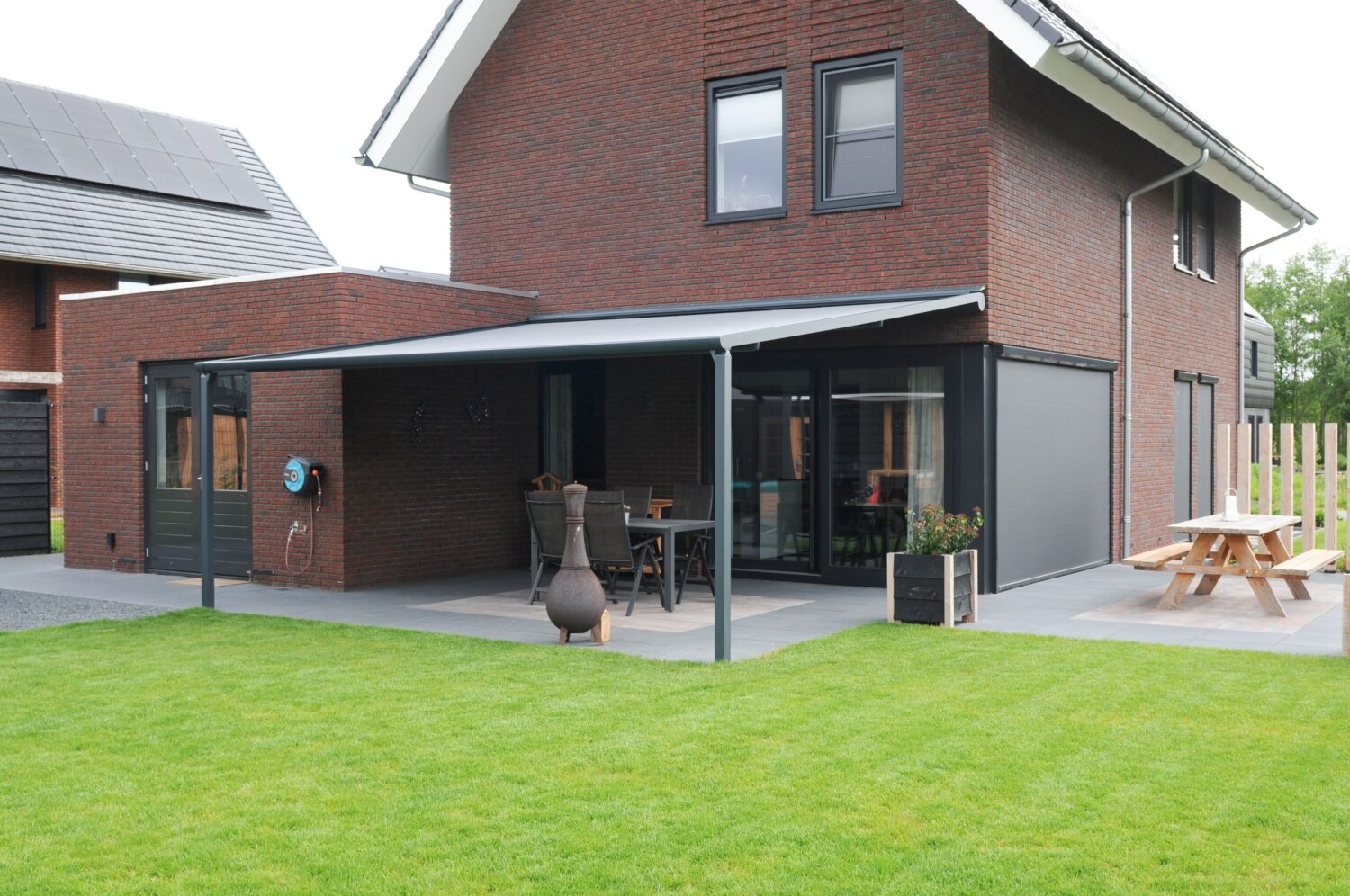 Waterafstotend doek voor pergola